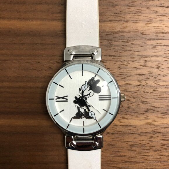 Disney Minnie Mouse MN1562KL Accutime Watch Stainless Steel Caseback READ DESCR. - Picture 2 of 6